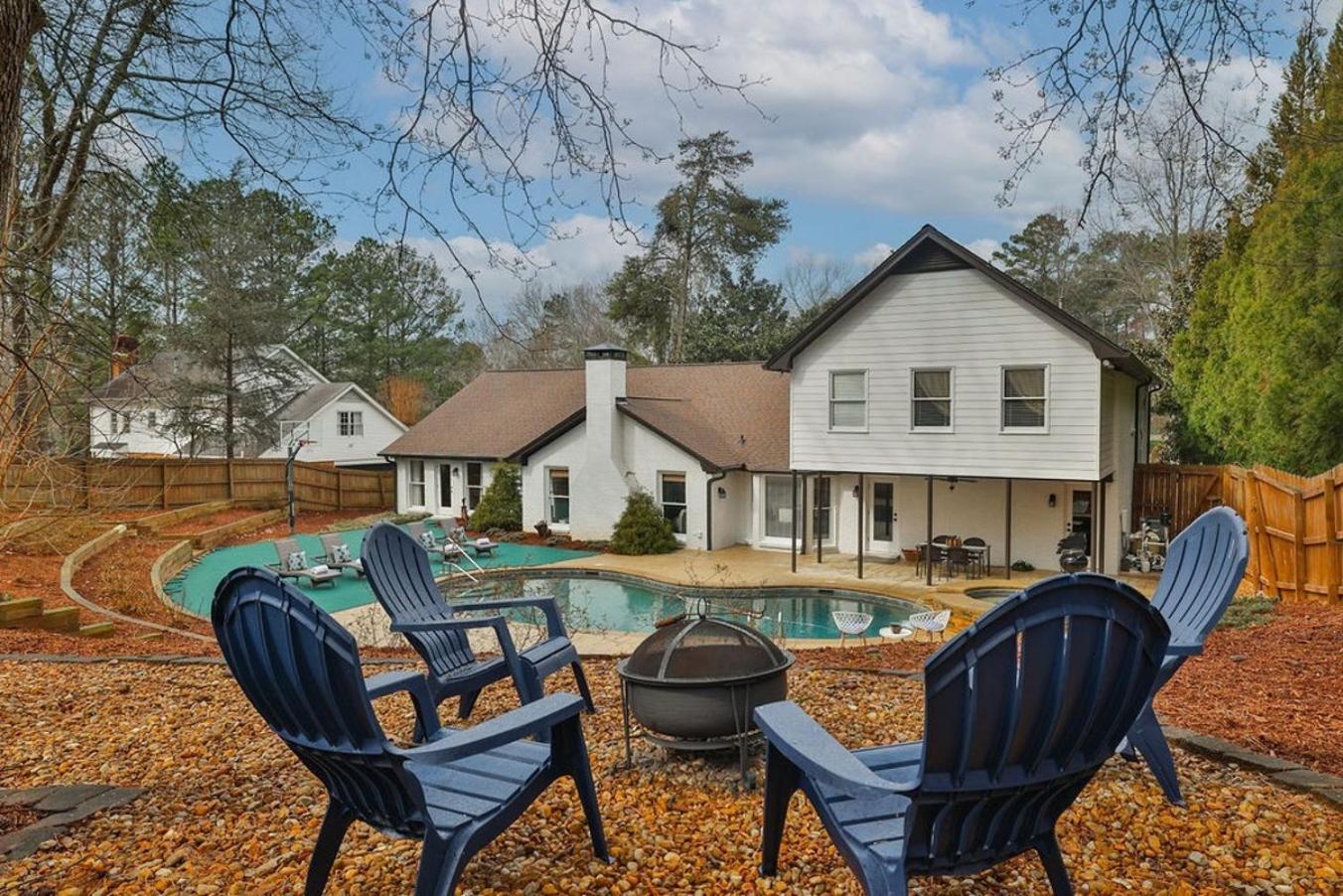 Sandy Springs Executive Retreatpoolhottubsaunabasketball Court Villa Atlanta Exterior photo